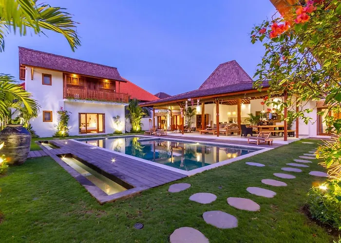 Hana By Alfred In Bali ヴィラ スミニャック